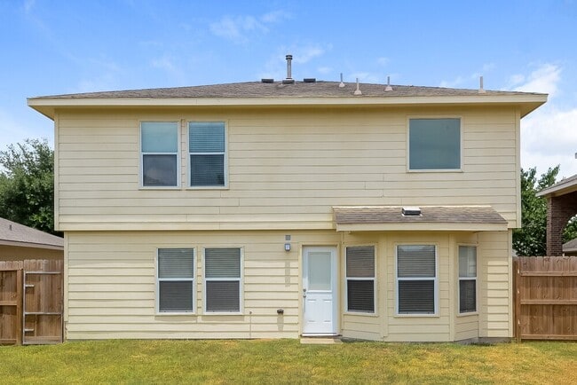 Building Photo - 7318 Cypress Pr Dr