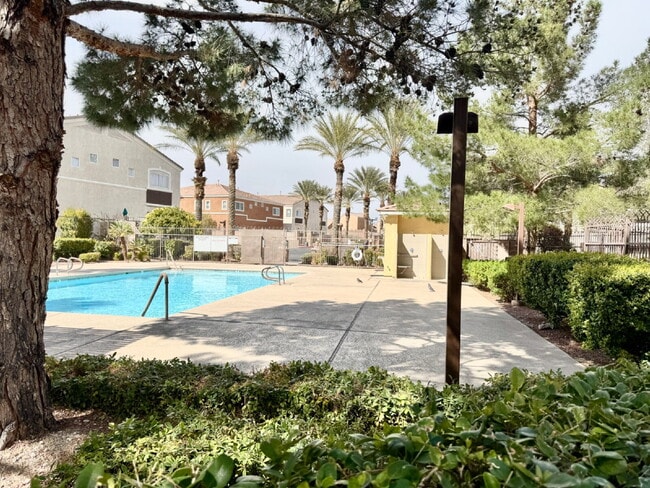 Building Photo - DOWNSTAIRS CONDO | GATED COMMUNITY | CENTENNIAL HILLS | UPDATED 3 BEDROOM