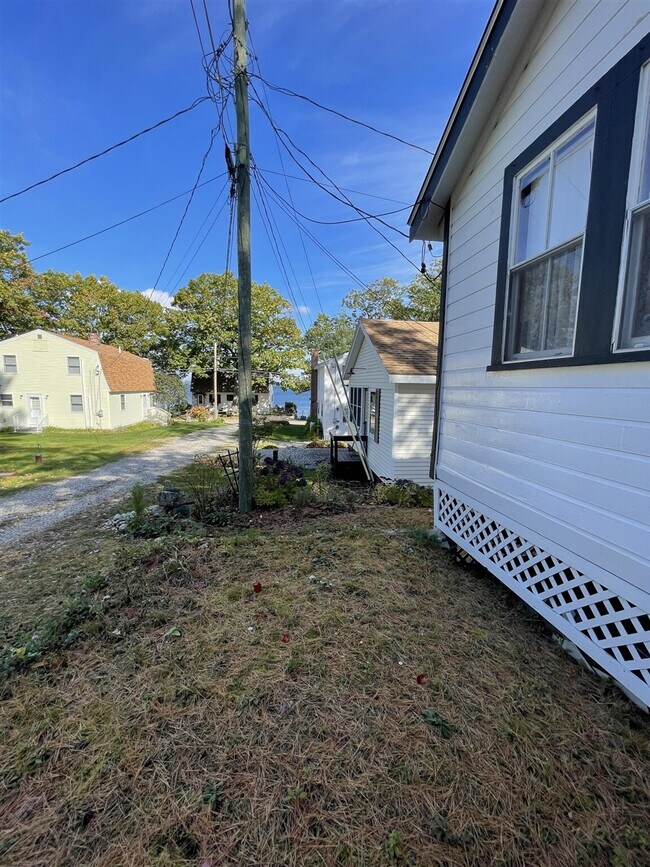 Building Photo - 12 Nancy Ln