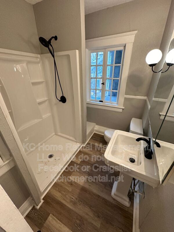 Building Photo - 3631 Pennsylvania Ave