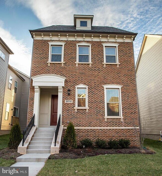 Building Photo - 20741 Jennifer Ann Dr