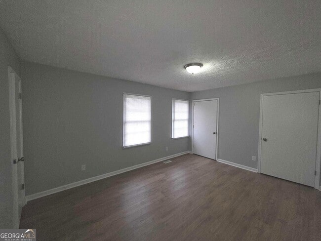 Building Photo - 131 Toby Springs Ln