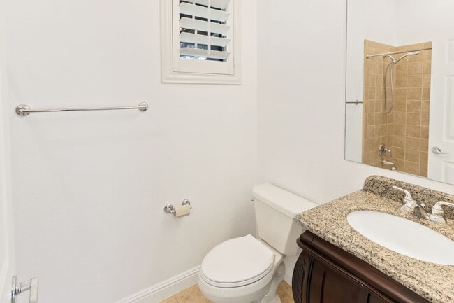 Building Photo - Anthem Country Club Beauty Single Story with Casita