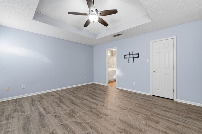 Building Photo - Great location in Sherwood