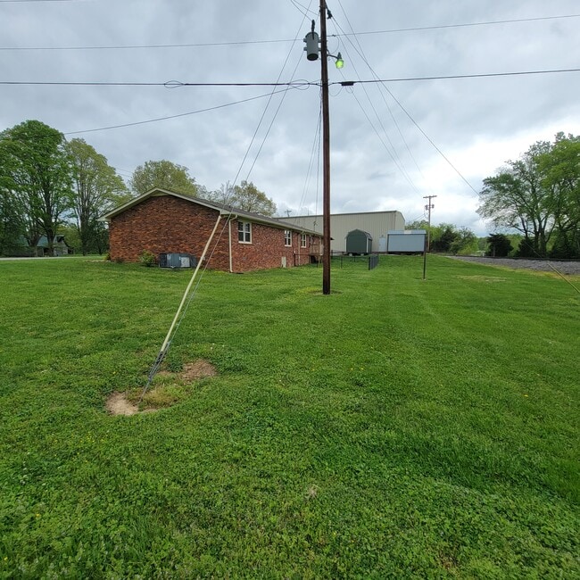 Building Photo - 10668 Old Baxter Rd