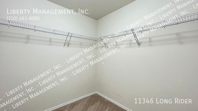 Building Photo - 11346 Long Rider