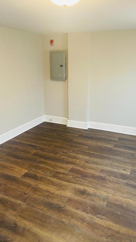 Building Photo - 263 S 62nd St