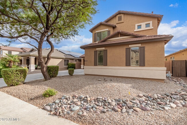 Building Photo - 40747 W Robbins Dr