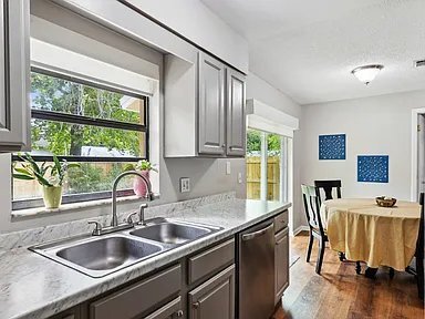 Building Photo - 1228 SW 75th Dr