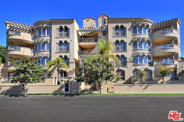 Primary Photo - 1000 Granville Ave