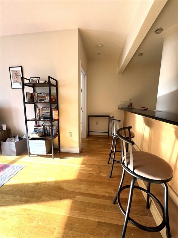 Building Photo - 42 Beach St