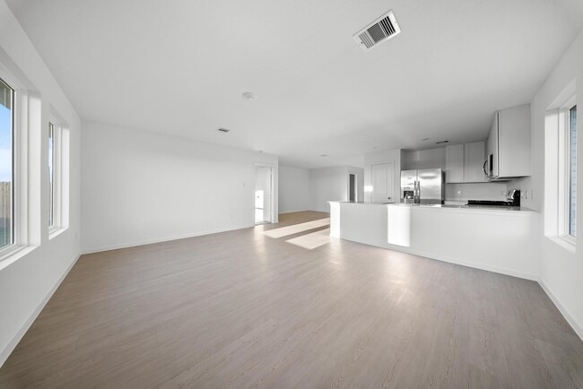 Building Photo - 26651 Pampas Grass Ln