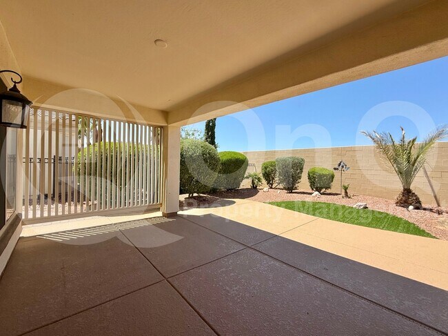 Building Photo - 13532 W Junipero Dr