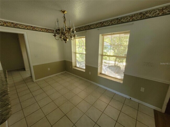 Building Photo - 1785 Grove Ct