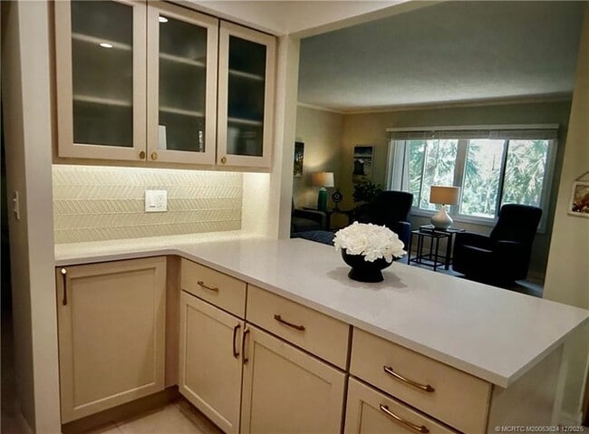 Building Photo - 1800 SE St Lucie Blvd