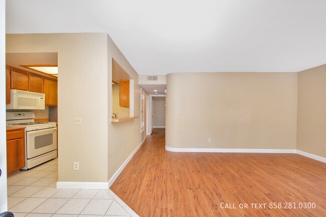 Building Photo - 9322 Twin Trails Dr