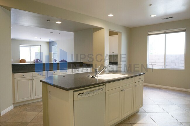 Building Photo - 2029 Savanna Way