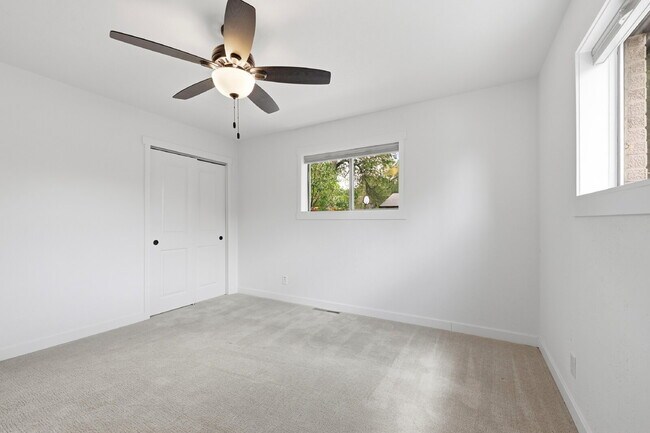 Building Photo - $2,595.95 - 3 Bed/2 Bath Home in Colorado Springs with Large backyard.