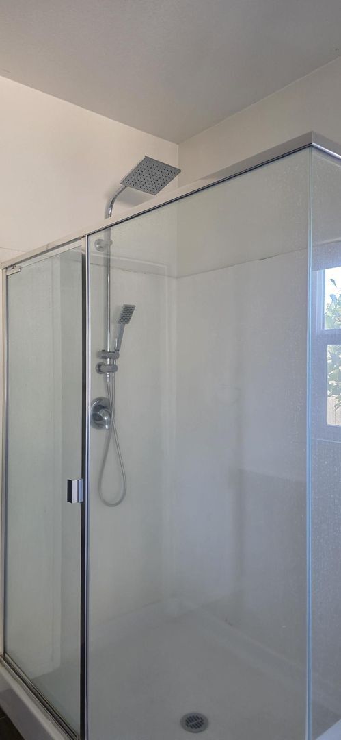 Building Photo - Beautiful Solar Home in Jurupa Valley Available Now!