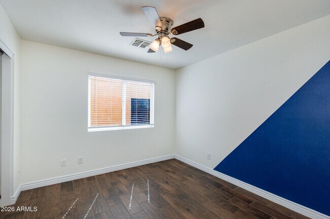 Building Photo - 4250 E Encinas Ave