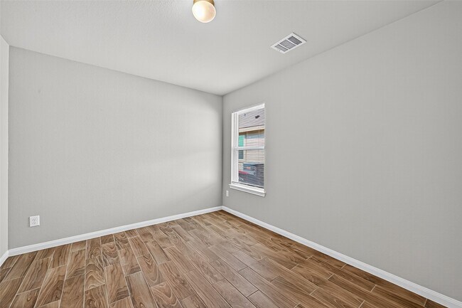 Building Photo - 17227 Quiet Song Ct
