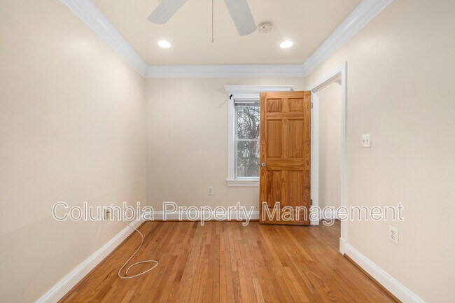 Building Photo - 1809 Kendall St NE