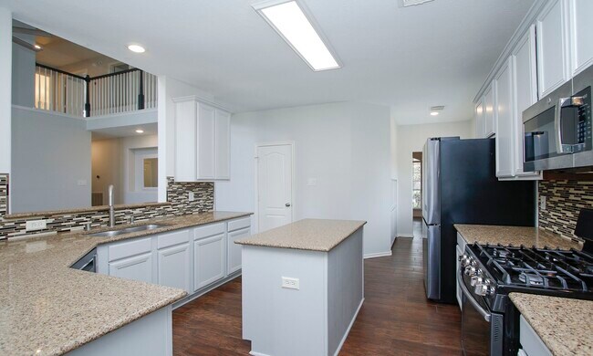 Building Photo - 10314 Cliff Haven Ct