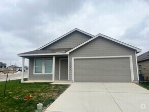 Building Photo - Charming 3 Bedroom/2 Bath Home *St. Hedwig...