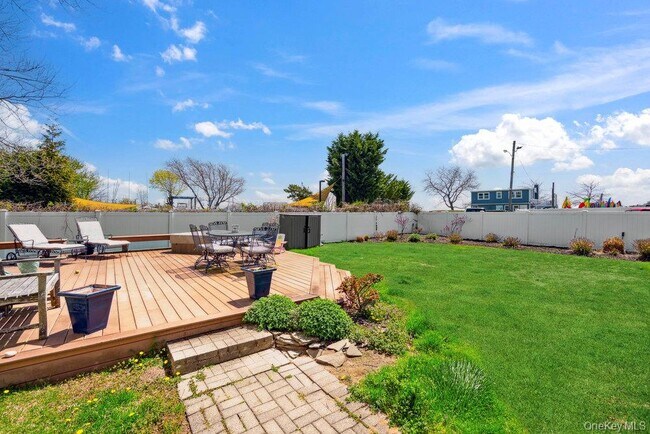 Building Photo - 30 Consuelo Pl