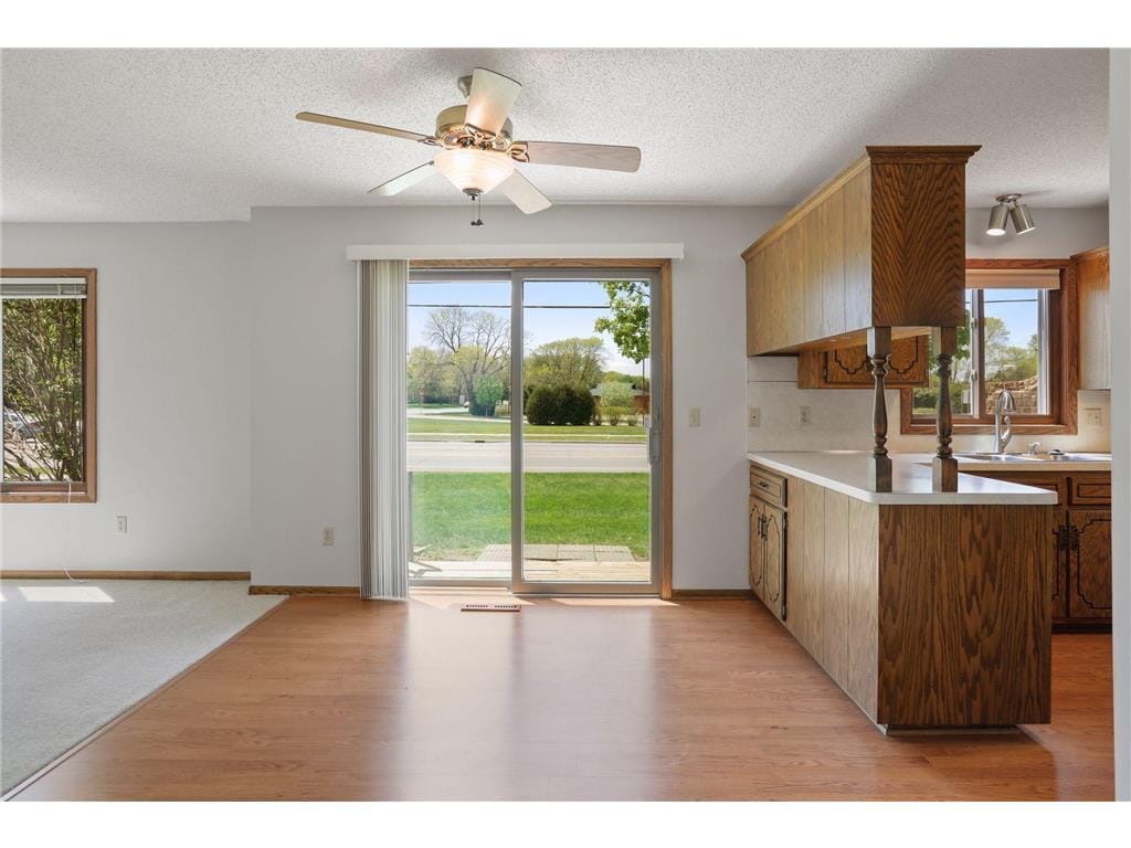 Walkout to Deck! - 1411 10th Ave E