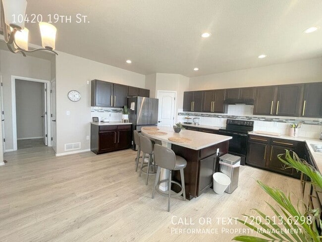 Building Photo - 10420 19th St