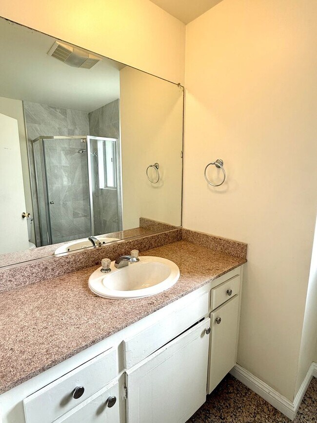 Building Photo - 1301 S Atlantic Blvd