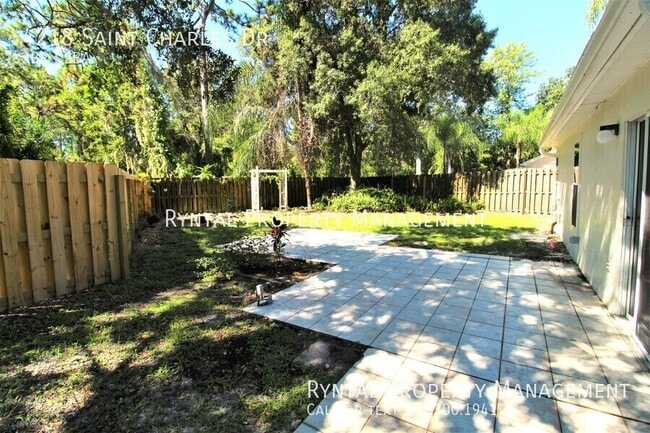 Building Photo - 4218 St Charles Dr