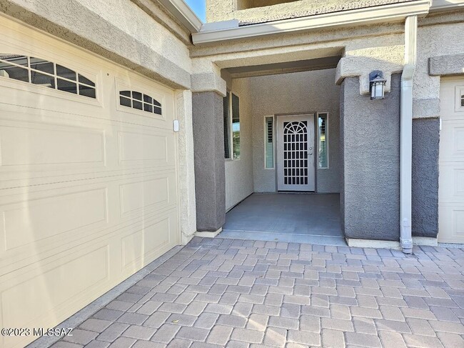 Building Photo - 9831 N Melandra Way