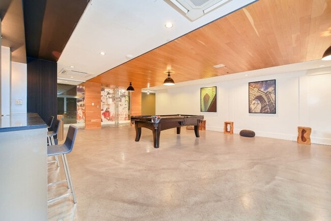 Building Photo - Luxury One Bedroom in Bushwick