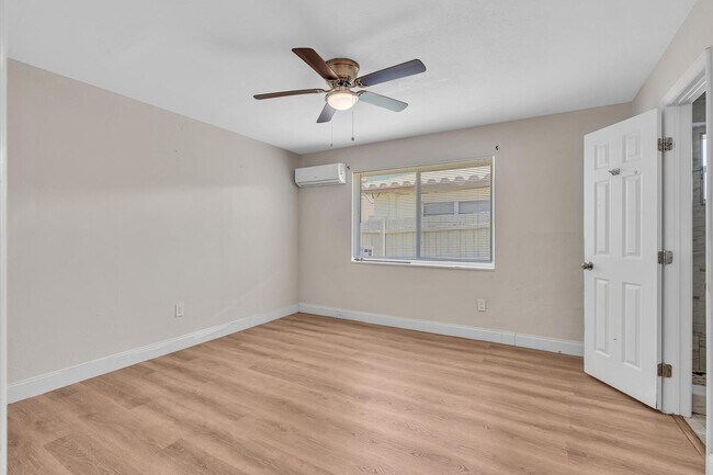 Building Photo - 800 Moffett St