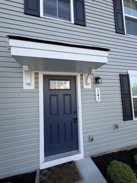 Building Photo - 2757 Thornton Grove Blvd