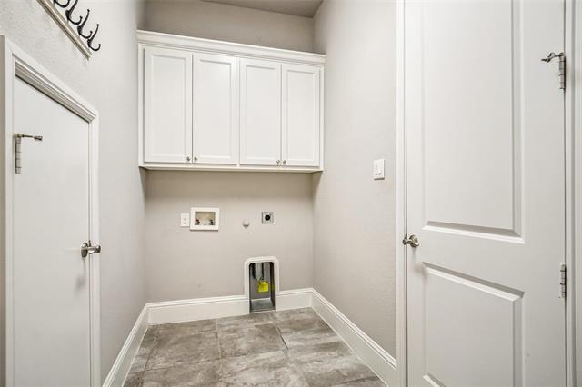 Building Photo - 830 Redstem Dr
