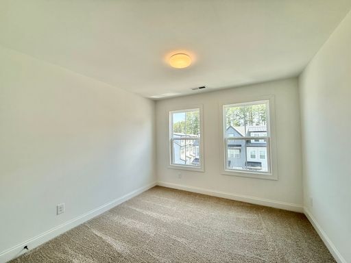 Building Photo - **OFFERING $125 RENT DISCOUNT FOR FIRST 6 MONTHS** Newly Built 4BD, 3.5BA Raleigh Townhome in a G...
