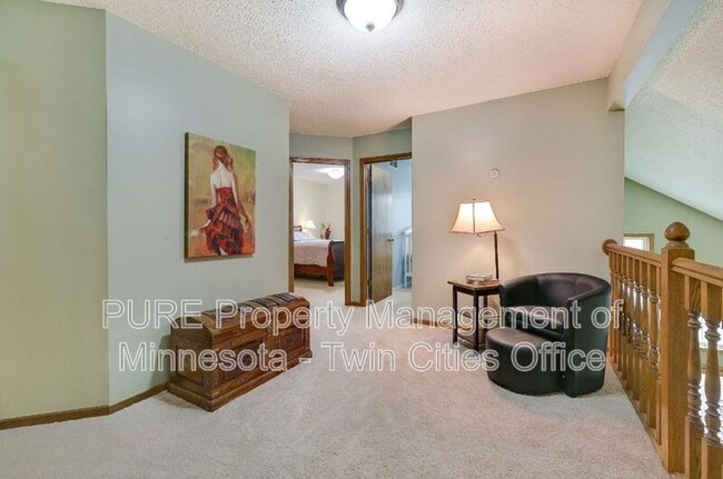 Building Photo - 4080 Meadowlark Curve