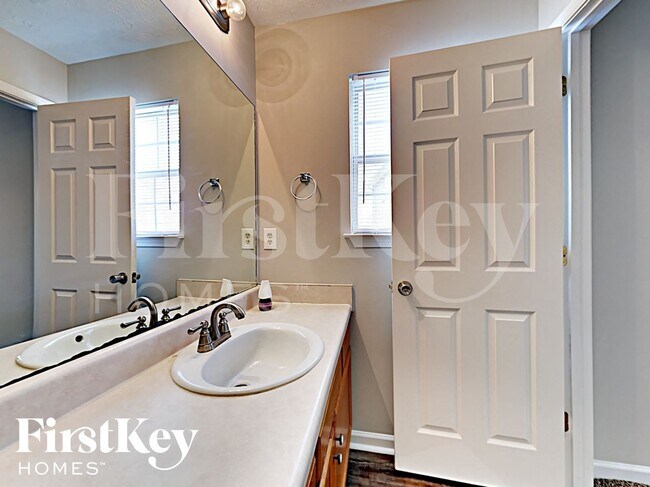 Building Photo - 7141 Crystal Creek Pl