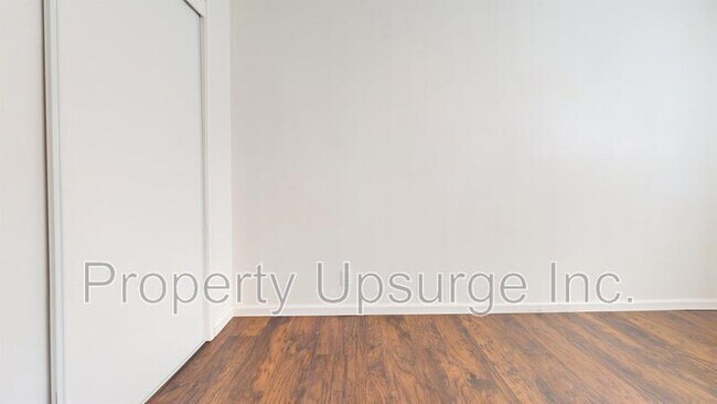 Building Photo - 1340 Hobart Dr