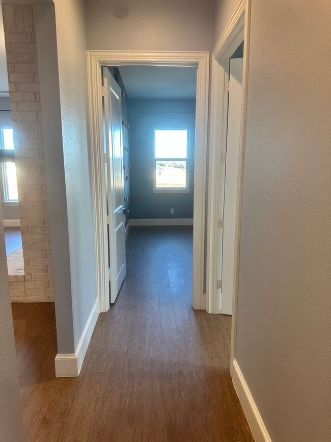 Building Photo - open concept 4bd - rent to own