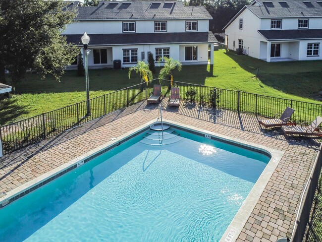 Building Photo - 1711 Barton Towne Cir