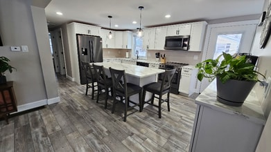 Building Photo - 17 Powderhouse Rd