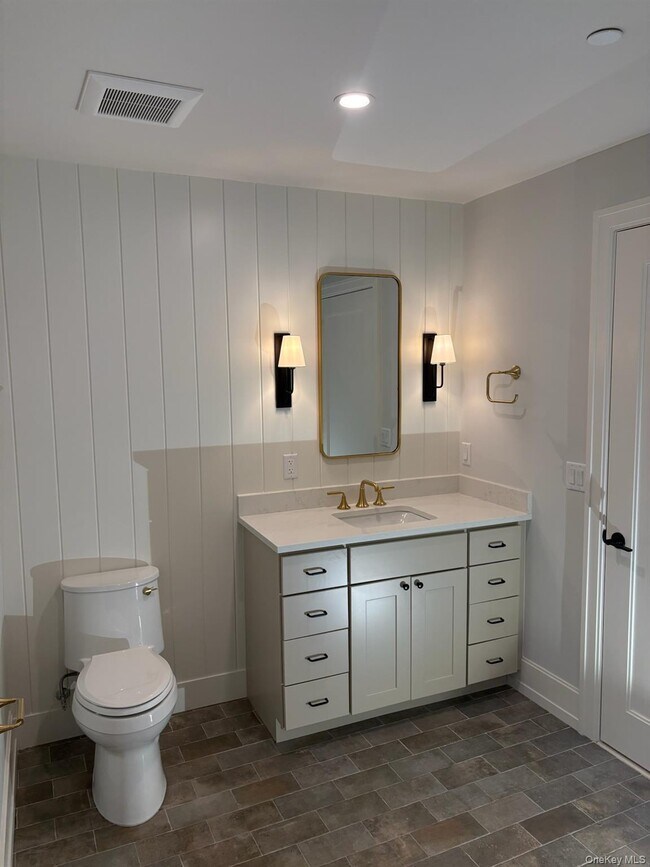 Building Photo - 25 S Riverside Ave