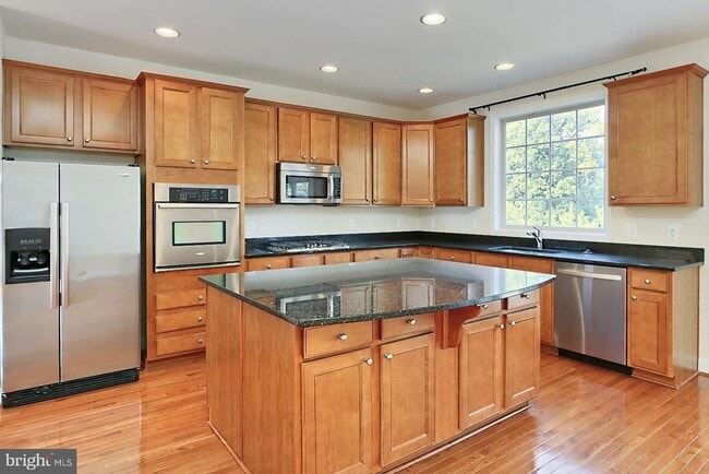 Building Photo - 22219 Falling Terrace