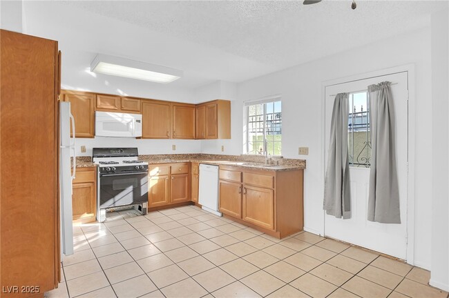 Building Photo - 7030 Burcot Ave