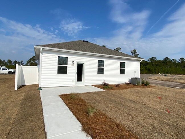 Building Photo - Brand new home located in Blake Farm