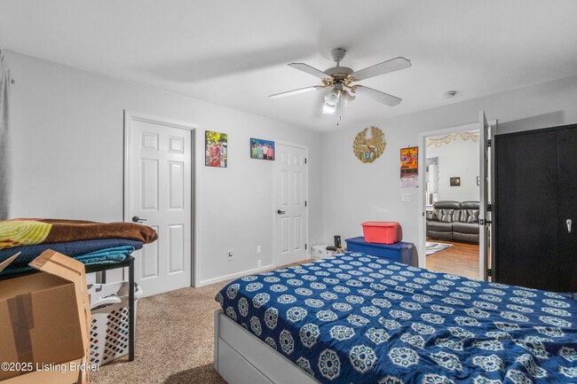 Building Photo - 175 Hannah Way